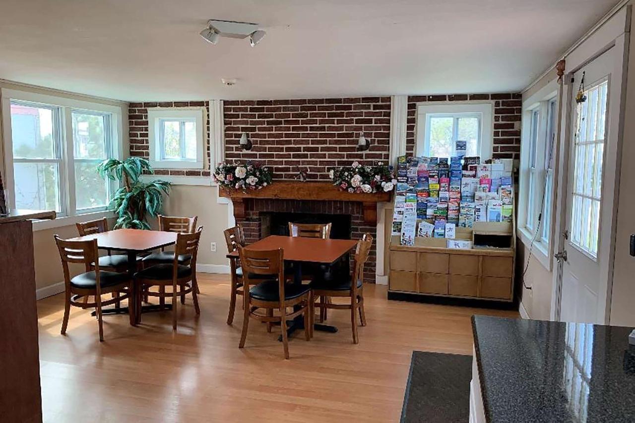 Howard Johnson By Wyndham West Yarmouth Cape Cod Extérieur photo