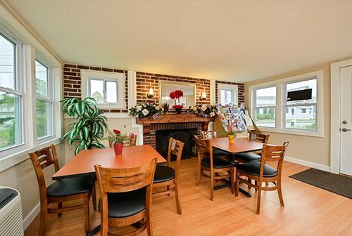 Howard Johnson By Wyndham West Yarmouth Cape Cod Extérieur photo